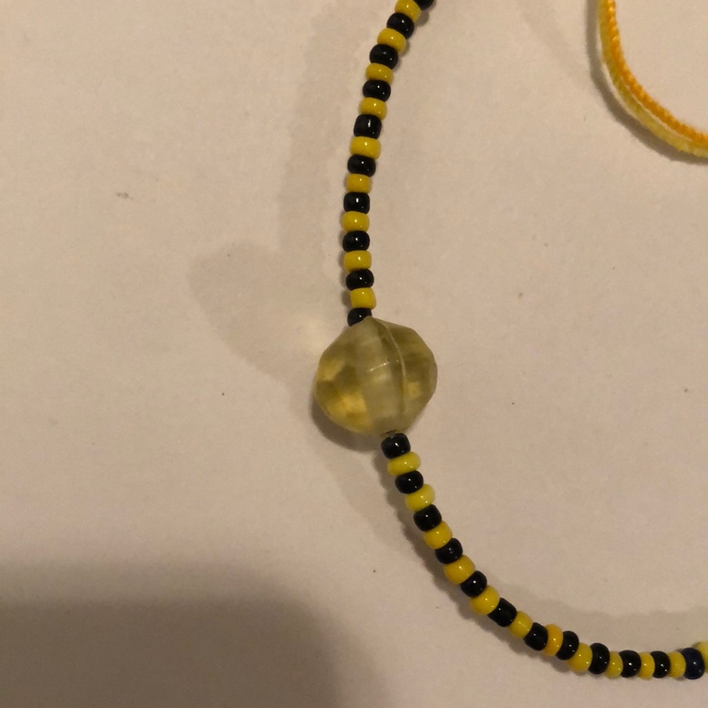 Handmade by Me, Women’s Bracelet, Beaded, Yellow, Black, Lobster Clasp - Picture 3 of 3